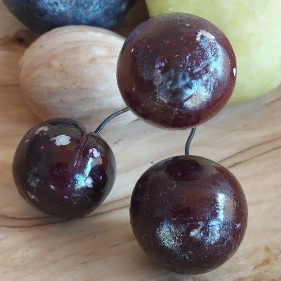 Italian Alabaster Hand Painted Cherry Bunch Realistic Stone Fruit Carved Vintage - Picture 5 of 8